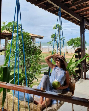 Studio pé na areia com 2 quartos, sala e cozinha